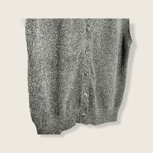 Branding Vest - Picture 3 of 9